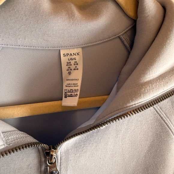 Spanx Air Essentials Sky Blue Sweatshirt Size L - Picture 2 of 7